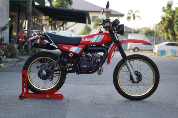 ร้าน วุฒิ นนบุรี ขาย Yamaha DT125 4L8 เฟรมเหลี่ยมรถสวยทะเบียนโอน