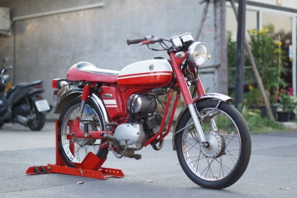ร้าน วุฒิ นนบุรี Yamaha YB-1 50cc. รถเดิมท่อยกตรงรุ่นเครื่องดีพร้อมใช้