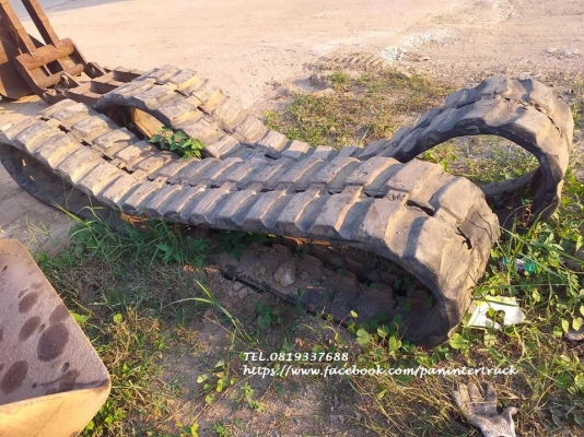 FROM JAPANขายถูกด่วนๆแทรคยาง เก่านอก สำหรับรถขุดไซค์ 40,45,50/ ขนาด400*14.2*36(ข้อ) :ราคาเพียง(คู่ละ:27,000 บาท)