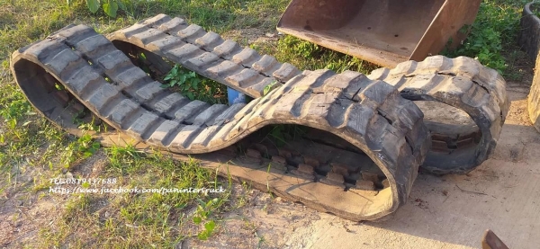 FROM JAPANขายถูกด่วนๆแทรคยาง เก่านอก สำหรับรถขุดไซค์ 40,45,50/ ขนาด400*14.2*36(ข้อ) :ราคาเพียง(คู่ละ:27,000 บาท)