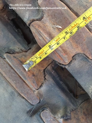 FROM JAPANขายถูกด่วนๆแทรคยาง เก่านอก สำหรับรถขุดไซค์ 40,45,50/ ขนาด400*14.2*36(ข้อ) :ราคาเพียง(คู่ละ:27,000 บาท)