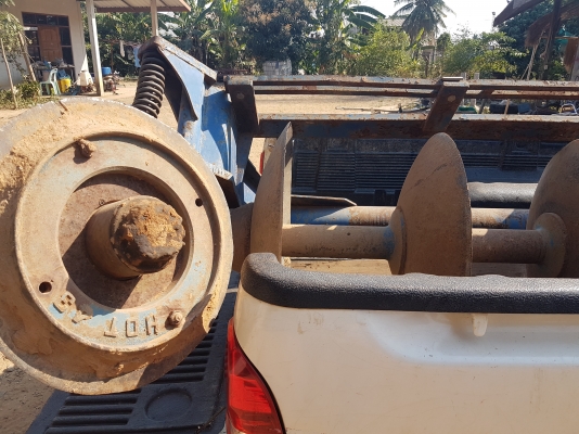 ผาน5รถไถฟอดร์ด ป.เสรี