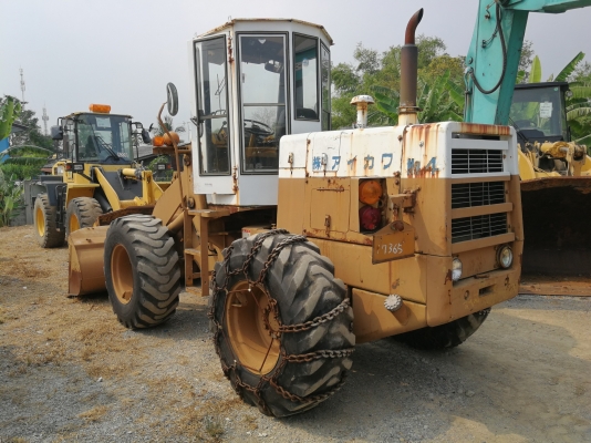 รถญี่ปุ่นเกรดA ขายถูก KOMATSU 510 กรองเดี่ยว ซีเรียลสูง นำเข้าจากญี่ปุ่น โทร.090-986-2521 อ๊อบ