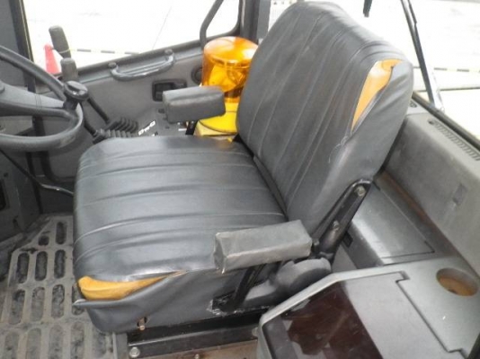 มาใหม่ครับ รถตัก KOMATSU WA100-3 เครื่อง6สูบ นำเข้าจากญี่ปุ่น โทร.090-986-2521 อ๊อบ