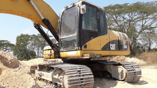 ขายรถแบคโฮ CAT 320 D เอกสารทะเบียน