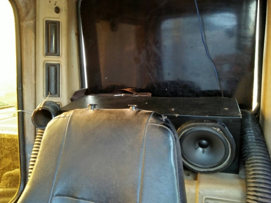 ขายแบคโฮ CAT320V2 ระบบไฟเต็มสภาพพรัอมใช้เอกสารซื้อขายราคา 680,000