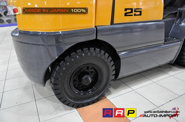 ขายรถโฟล์คลิฟท์มือสอง TCM รุ่น FD25Z5-32F68577 นำเข้าจากประเทศญี่ปุ่น 100\% ไม่เคยใช้งานในไทย