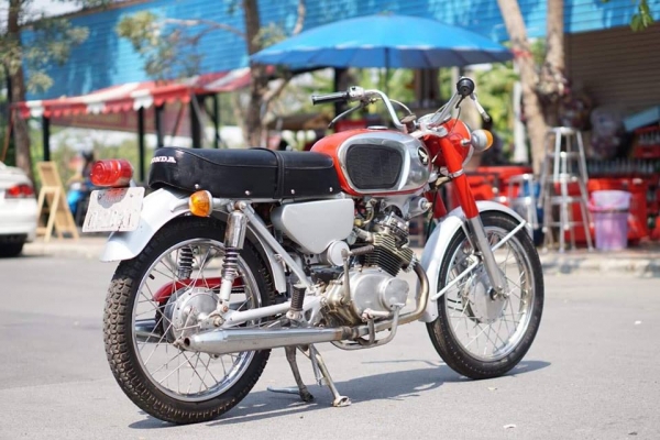 ร้าน วุฒิ นนบุรี ขาย HONDA CB175 KO รถสภาพสวยเก็บงานมาแล้วเครื่องดีพร้อมใช้