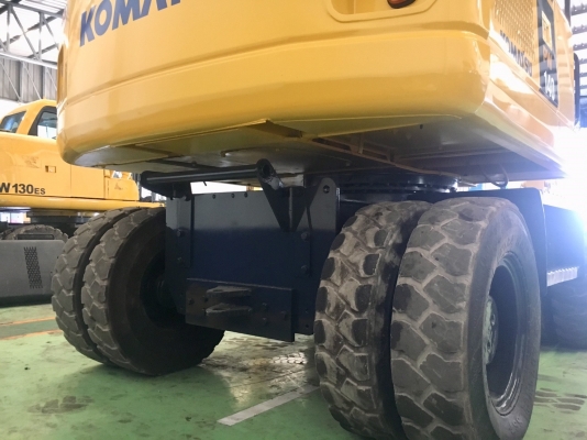 KOMATSU PW140-7 รถขุดล้อยาง นำเข้าจากญี่ปุ่น โทร. 080-6565422 (หนิง)