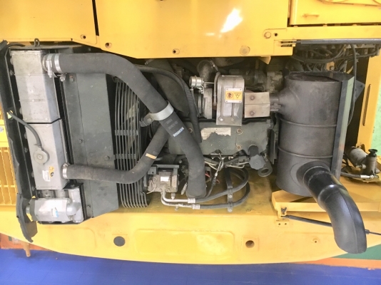 KOMATSU PW140-7 รถขุดล้อยาง นำเข้าจากญี่ปุ่น โทร. 080-6565422 (หนิง)