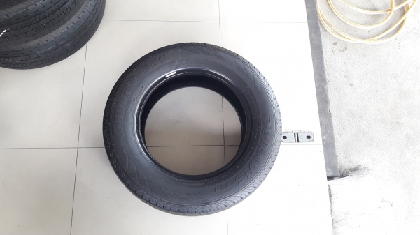 ยาง215/65/16 ปี17 BRIDGESTON DURAVIS R611 4 เส้น