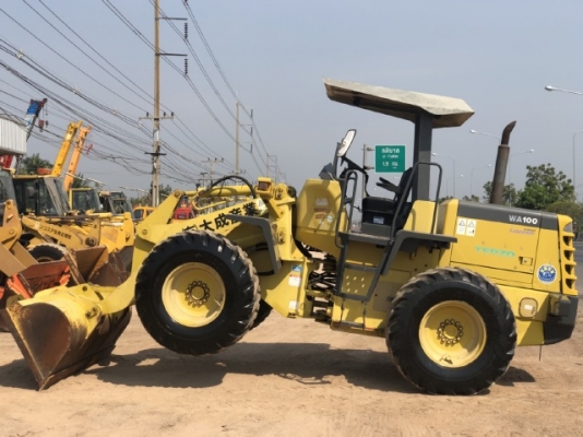 ขายรถตักล้อยาง KOMATSU WA100-3 (1,XXX ชั่วโมง) นำเข้าเองจากญี่ปุ่น สภาพสวยพร้อมใช้ มีVDOการทำงานครับ
