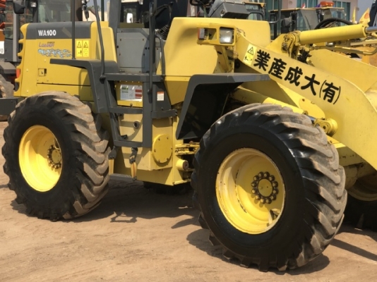 ขายรถตักล้อยาง KOMATSU WA100-3 (1,XXX ชั่วโมง) นำเข้าเองจากญี่ปุ่น สภาพสวยพร้อมใช้ มีVDOการทำงานครับ