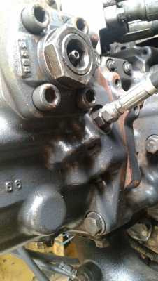 ขาบแบคโฮ KOMATSU PC200-7 ไฟเต็มเอกสารเล่มทะเบียนราคา 1,080,000 ต่อรอง