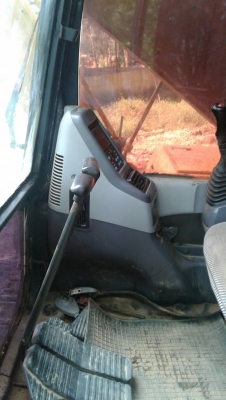 ขาบแบคโฮ KOMATSU PC200-7 ไฟเต็มเอกสารเล่มทะเบียนราคา 1,080,000 ต่อรอง