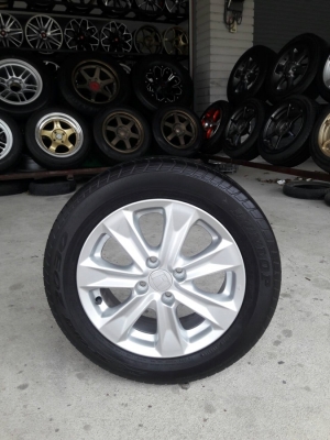 ล้อHONDA Jazz Hybrid ขอบ15 พร้อมยาง 4 ล้อ ล้อHONDA Jazz Hybrid ขอบ15 พร้อมยาง 4 ล้อ