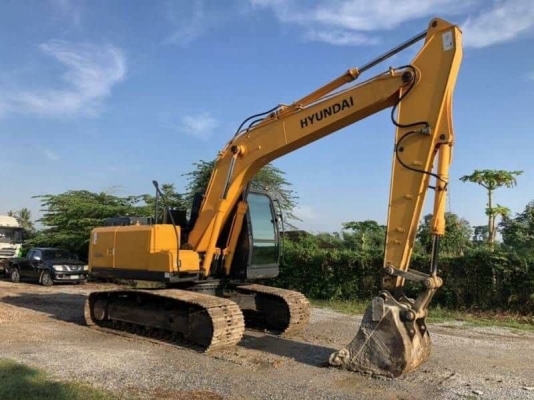 ขาย 1,080,000 บาท HYUNDAI  ROBEX 160-7 ทำงาน 3,990 ชม. เครื่องดี ปั้มแรง โช่หนา เอวแน่น ช่วงเต็ม สภาพ 3,990 ชม ไฟฟ้าครบ แอร์มี เอกสารเล่มทะเบียน  รถอยู่  นครปฐม โทร 0610710295  สนใจ รายการสินค้า อื่นๆ ที่ เว็ปไชค์ Truck2Hand https://www.truck2hand.com/ind