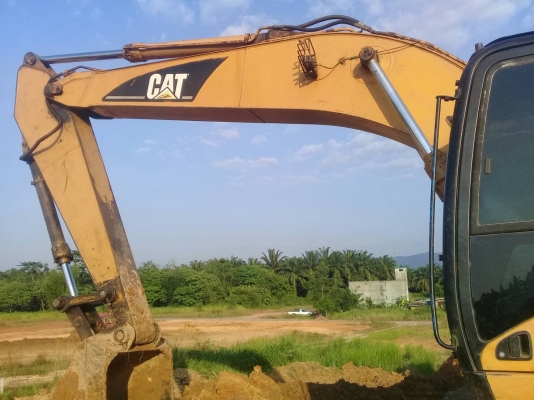 ขายแบคโฮ CAT320C ระบบดีไฟเต็มเอกสารเล่มทะเบียนราคา 800,000 ต่อรอง ขายแบคโฮ CAT320C ระบบดีไฟเต็มเอกสารเล่มทะเบียนราคา 800,000 ต่อรอง