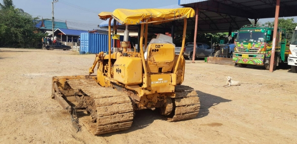 ขายรถแทรคเตอร์ KOMATSU D20PL-3 ใบแทรค 70 ราคา 95000 ขายรถแทรคเตอร์ KOMATSU D20PL-3 ใบแทรค 70 ราคา 95000