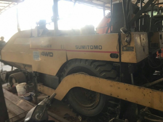 ขายรถปูยาง SUMITOMO HA60A 4WD แบบล้อยาง ปูกว้าง 4.5 เมตร ราคา 850000