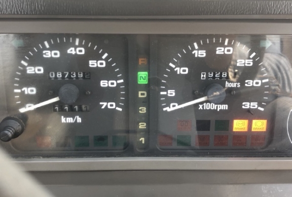 ขายรถเครน TADANO TR80M-1 (ขนาด 8 ตัน) ปี 1992 นำเข้าเองจากญี่ปุ่น สภาพสวยพร้อมใช้ มีVDOการทำงานครับ ขายรถเครน TADANO TR80M-1 (ขนาด 8 ตัน) ปี 1992 นำเข้าเองจากญี่ปุ่น สภาพสวยพร้อมใช้ มีVDOการทำงานครับ