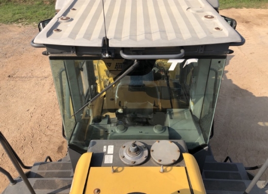 ขายรถตักล้อยาง HITACHI ZW220 (เทียบเท่า WA380-6) นำเข้าเองจากญี่ปุ่น สภาพสวยพร้อมใช้ มีVDOการทำงานครับ