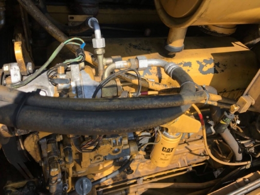 ขายรถตักล้อยาง CAT 950F มีใบมีดดัน นำเข้าเองจากญี่ปุ่น สภาพสวยพร้อมใช้ มีVDOการทำงานครับ ขายรถตักล้อยาง CAT 950F มีใบมีดดัน นำเข้าเองจากญี่ปุ่น สภาพสวยพร้อมใช้ มีVDOการทำงานครับ