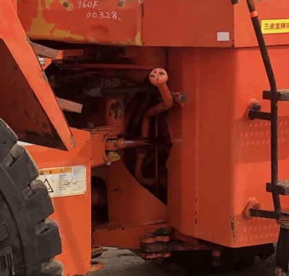 ขายรถตักล้อยาง CAT 960F นำเข้าเองจากญี่ปุ่น สภาพสวยพร้อมใช้ มีVDOการทำงานครับ ขายรถตักล้อยาง CAT 960F นำเข้าเองจากญี่ปุ่น สภาพสวยพร้อมใช้ มีVDOการทำงานครับ