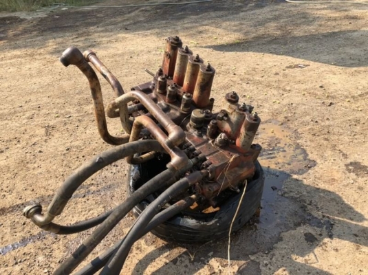 ขายตัด อะไหล่ได้นะครับ HITACHI EX200-3 SUPER เครื่องดี ปั้มเช็คใหม่(แต่เกียร์ปั้มไม่ดี )  ตัวเดินเงียบ  บูมอามสวย เอกสารอินวอยท์   ราคาขายแยกอะไหล่  1.เครื่อง6BG1-Turbo  ราคา 80,000 บาท 2 ปั้มไฮโดรลิก เดิม 40,000 บาท 3.ตัวเดิน 2 ข้าง 95,000 บาท 4.โช่พร้อม