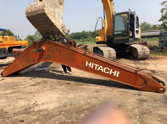 ขายตัด อะไหล่ได้นะครับ HITACHI EX200-3 SUPER เครื่องดี ปั้มเช็คใหม่(แต่เกียร์ปั้มไม่ดี )  ตัวเดินเงียบ  บูมอามสวย เอกสารอินวอยท์   ราคาขายแยกอะไหล่  1.เครื่อง6BG1-Turbo  ราคา 80,000 บาท 2 ปั้มไฮโดรลิก เดิม 40,000 บาท 3.ตัวเดิน 2 ข้าง 95,000 บาท 4.โช่พร้อม
