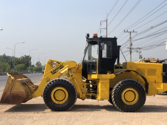 ขายรถตักล้อยาง KAWASAKI KLD80Z (เทียบเท่า WA350) นำเข้าเองจากญี่ปุ่น สภาพสวยพร้อมใช้ มีVDOการทำงานครับ ขายรถตักล้อยาง KAWASAKI KLD80Z (เทียบเท่า WA350) นำเข้าเองจากญี่ปุ่น สภาพสวยพร้อมใช้ มีVDOการทำงานครับ