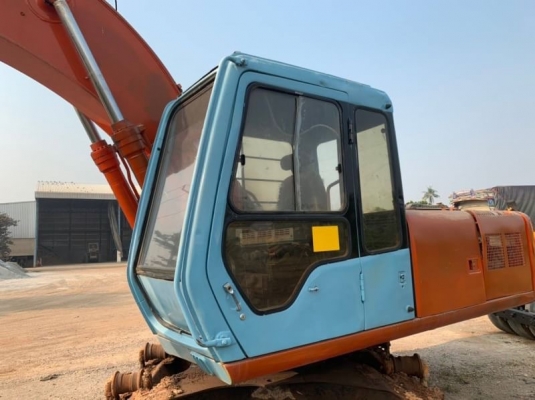 ขาย(หัวเก๋ง) 40,000 บาท  HITACHI EX200-3 SUPER   รถอยู่  นครปฐม โทร 0610710295  สนใจ รายการสินค้า อื่นๆ ที่ เว็ปไชค์ Truck2Hand https://www.truck2hand.com/index.php?actions=content/search&amp;member_id=136193  Facebook ส่วนตัวทัก Http://www.facebook.com/T