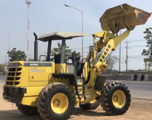 ขายรถตักล้อยาง KOMATSU WA100-3 (1,XXX ชั่วโมง) นำเข้าเองจากญี่ปุ่น สภาพสวยพร้อมใช้ มีVDOการทำงานครับ ขายรถตักล้อยาง KOMATSU WA100-3 (1,XXX ชั่วโมง) นำเข้าเองจากญี่ปุ่น สภาพสวยพร้อมใช้ มีVDOการทำงานครับ
