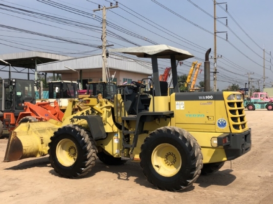 ขายรถตักล้อยาง KOMATSU WA100-3 (1,XXX ชั่วโมง) นำเข้าเองจากญี่ปุ่น สภาพสวยพร้อมใช้ มีVDOการทำงานครับ ขายรถตักล้อยาง KOMATSU WA100-3 (1,XXX ชั่วโมง) นำเข้าเองจากญี่ปุ่น สภาพสวยพร้อมใช้ มีVDOการทำงานครับ