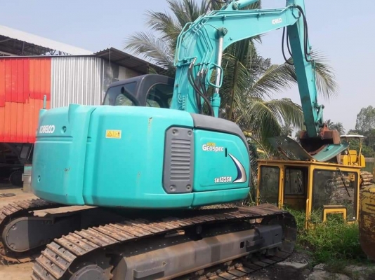 ขายจ้า..KOBELCO SK135SR YY00 เก่านอกแท้  เดิมๆๆ ปลายยาวพิเศษ เครื่องปั๊มดี 6,xxx ชั่วโมง โทร 089-3818694 จ๊อย