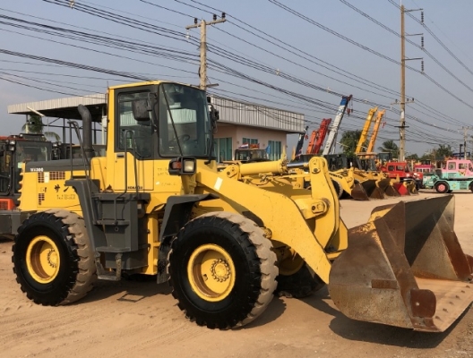 ขายรถตักล้อยาง KOMATSU WA300-3E นำเข้าเองจากญี่ปุ่น สภาพสวยพร้อมใช้ มีVDOการทำงานครับ