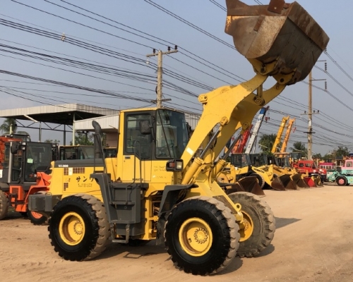 ขายรถตักล้อยาง KOMATSU WA300-3E นำเข้าเองจากญี่ปุ่น สภาพสวยพร้อมใช้ มีVDOการทำงานครับ