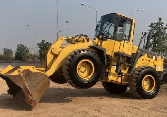 ขายรถตักล้อยาง KOMATSU WA300-3E นำเข้าเองจากญี่ปุ่น สภาพสวยพร้อมใช้ มีVDOการทำงานครับ