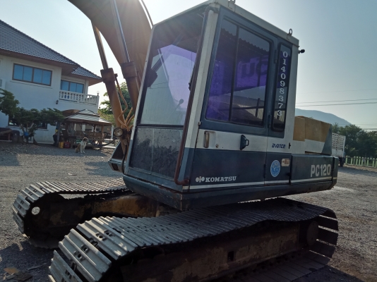 ขายโคมัสสุ 100-3. รถระบบดีทำงานคล่อง ตักไม่โหลด แอร์ดย็น บอดี้สวย