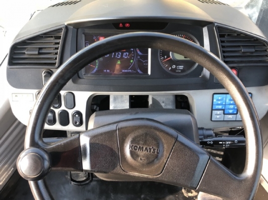 ขายรถตักล้อยาง KOMATSU WA320-7 ปี 2015 นำเข้าเองจากญี่ปุ่น สภาพสวยพร้อมใช้ มีVDOการทำงานครับ ขายรถตักล้อยาง KOMATSU WA320-7 ปี 2015 นำเข้าเองจากญี่ปุ่น สภาพสวยพร้อมใช้ มีVDOการทำงานครับ