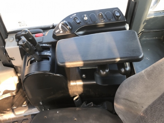 ขายรถตักล้อยาง KOMATSU WA320-7 ปี 2015 นำเข้าเองจากญี่ปุ่น สภาพสวยพร้อมใช้ มีVDOการทำงานครับ ขายรถตักล้อยาง KOMATSU WA320-7 ปี 2015 นำเข้าเองจากญี่ปุ่น สภาพสวยพร้อมใช้ มีVDOการทำงานครับ