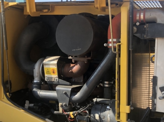 ขายรถตักล้อยาง KOMATSU WA380-5 นำเข้าเองจากญี่ปุ่น สภาพสวยพร้อมใช้ มีVDOการทำงานครับ ขายรถตักล้อยาง KOMATSU WA380-5 นำเข้าเองจากญี่ปุ่น สภาพสวยพร้อมใช้ มีVDOการทำงานครับ