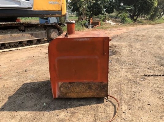 ขายถังน้ำมันโซล่า ) 5,000 บาท  HITACHI EX200-3 SUPER   รถอยู่  นครปฐม โทร 0610710295  สนใจ รายการสินค้า อื่นๆ ที่ เว็ปไชค์ Truck2Hand https://www.truck2hand.com/index.php?actions=content/search&amp;member_id=136193  Facebook ส่วนตัวทัก Http://www.facebook