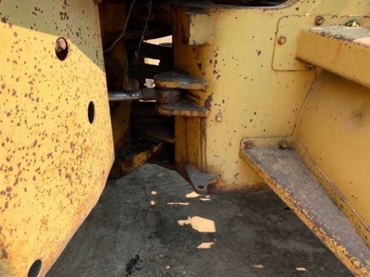 ขาย 385,000 สภาพเก่านอก CATTERPILAR 950 เครื่องดี เกียร์แรง ปั้มแรง ยางสวย สภาพพร้อมใช้   รถอยู่  นครปฐม โทร 0610710295  สนใจ รายการสินค้า อื่นๆ ที่ เว็ปไชค์ Truck2Hand https://www.truck2hand.com/index.php?actions=content/search&amp;member_id=136193  Face