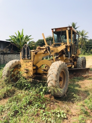 ขาย 650,000 รถเกรด CHAMPION 720 A เล่มทะเบียน ภาษีเต็ม เครื่องดี เกียร์แรง เอวแน่น ยางพอใช้ รถพร้อมใช้งาน เอกสารพร้อมโอน รถอยู่ ตาก 090-772-3710 090-772-3708