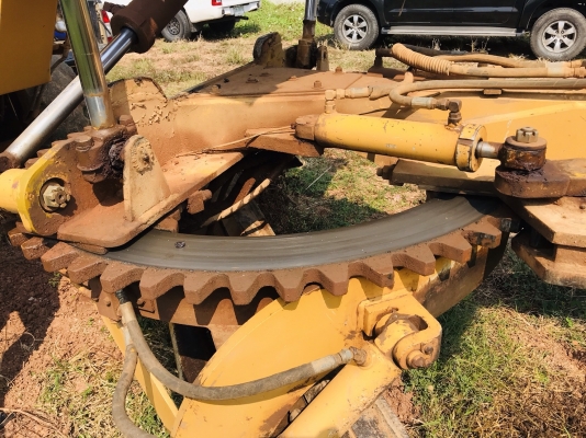 ขาย 650,000 รถเกรด CHAMPION 720 A เล่มทะเบียน ภาษีเต็ม เครื่องดี เกียร์แรง เอวแน่น ยางพอใช้ รถพร้อมใช้งาน เอกสารพร้อมโอน รถอยู่ ตาก 090-772-3710 090-772-3708