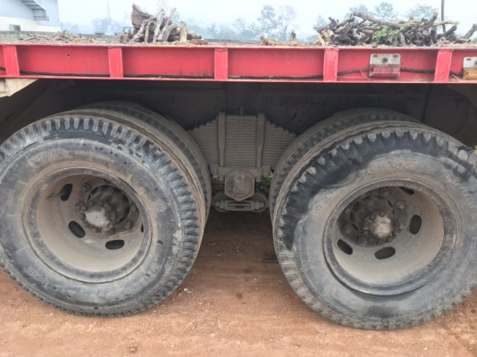 ขาย10ล้อท้ายลาด220แรง FM227...