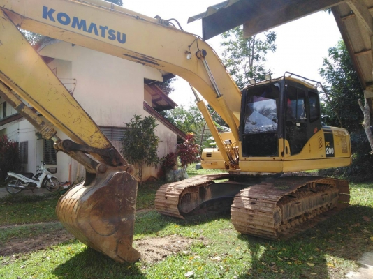 ขายรถแบคโฮ KOMATSU PC200-7 เอกสารเล่ม ราคา 1300000