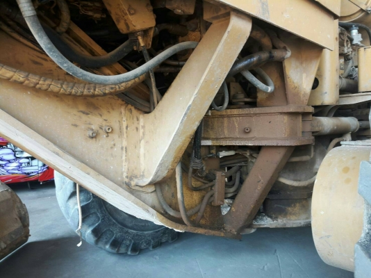 ขายรถเกรด CAT 140G S/N 72V16923 Z ราคา 1900000