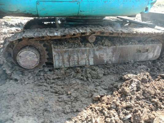 มี VDO ให้ชม.KOMATSU PC20-7 ราคา 185000